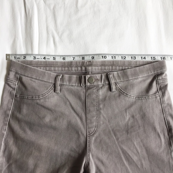 Uniqlo legging pants - Picture 2 of 5